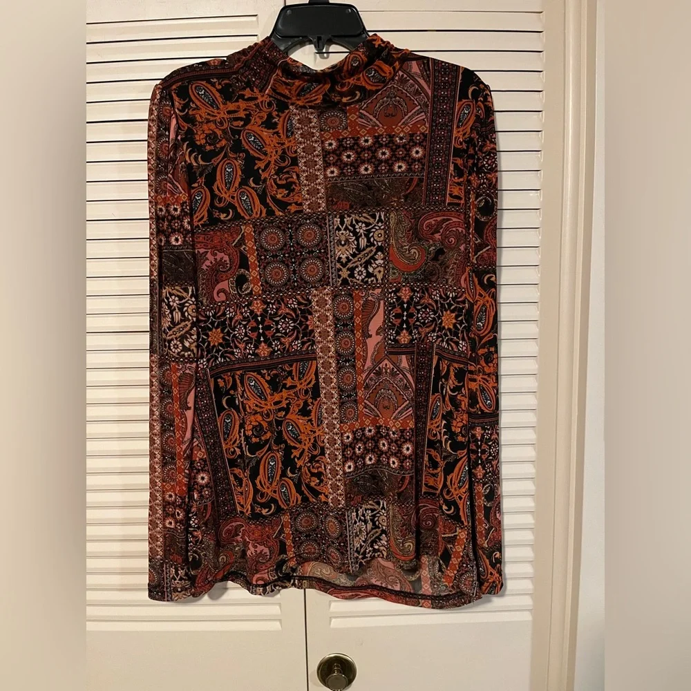 JANE + DELANCEY NWT Size XL Paisley Abstract Print Long Sleeve Pullover Top.
